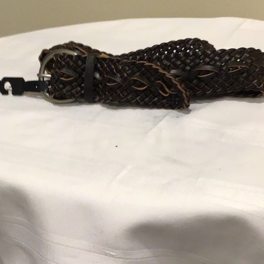 Relic braid d leather belt size XL preowned never worn great condition